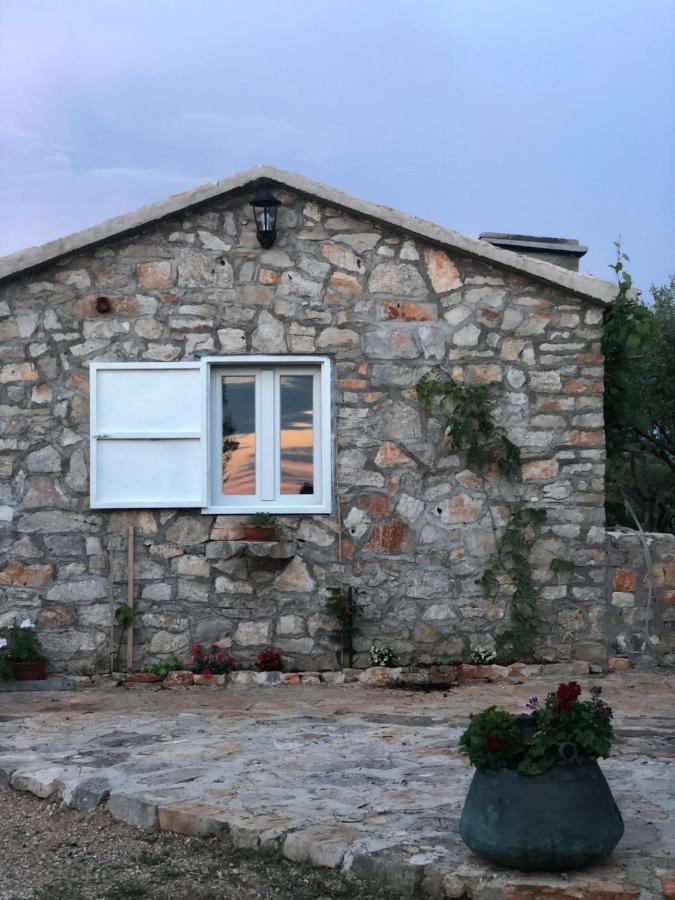 Cottage Rugonj Stari Grad  Exteriör bild
